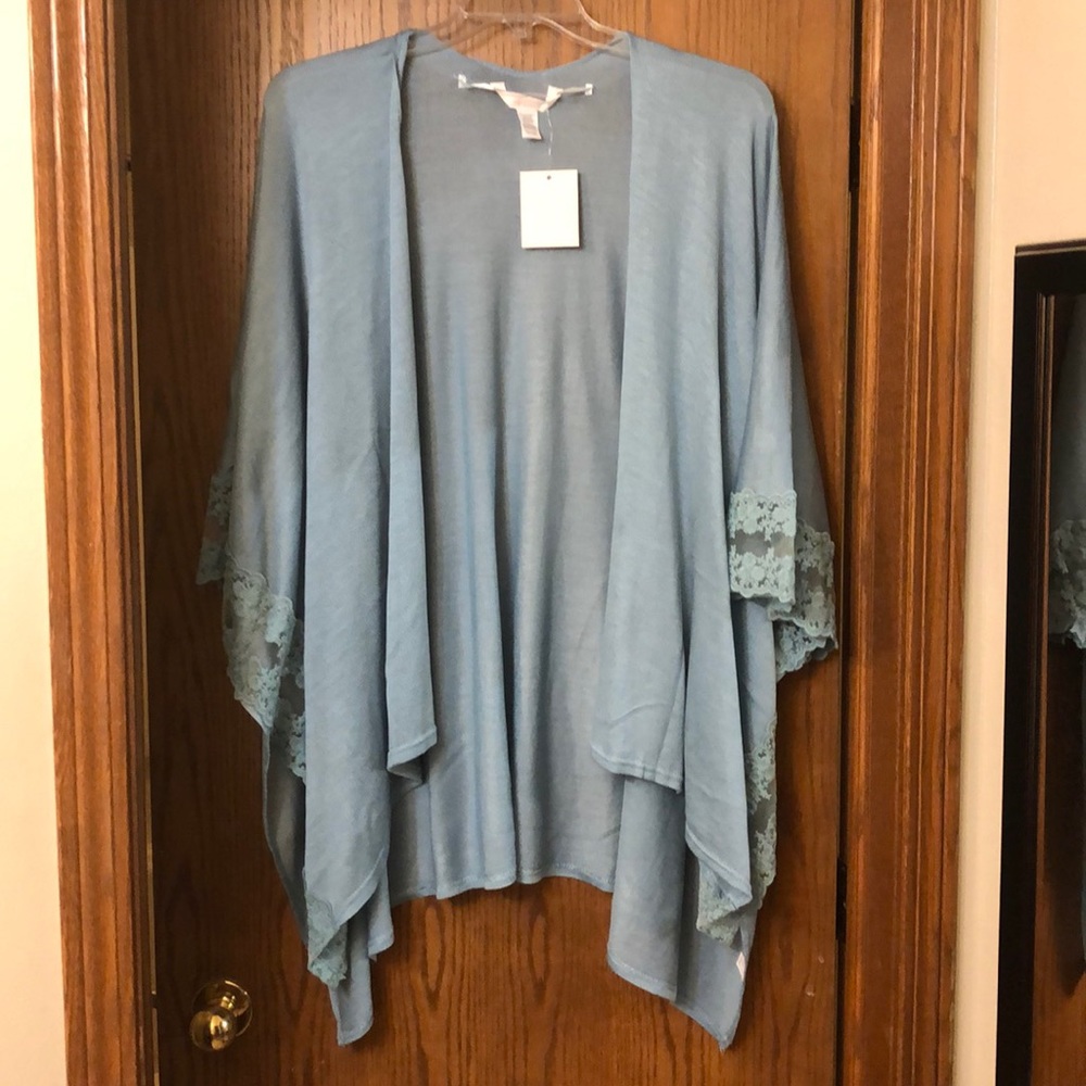 Lace Trimmed Kimono